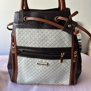 Semi-leather Colombian handbag for sale.